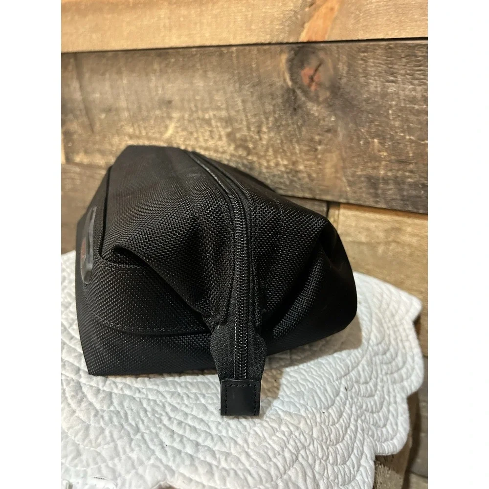 Tumi Black Travel Toiletry Bag Top Zip 10